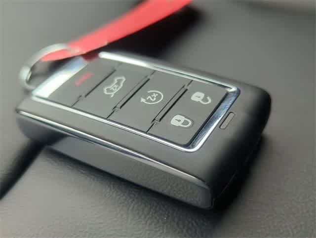 Thumbnail: 2025 Jeep Grand Cherokee - 35