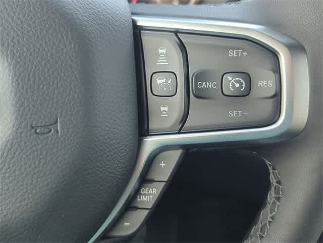 Thumbnail: 2025 RAM 1500 - 25