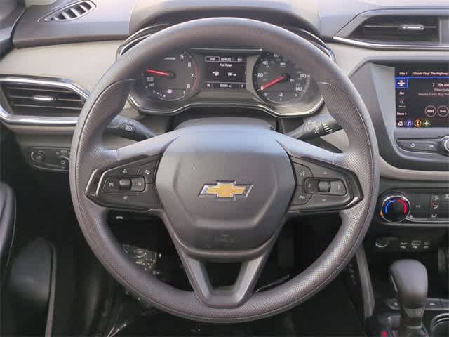 Thumbnail: 2023 Chevrolet TrailBlazer - 22
