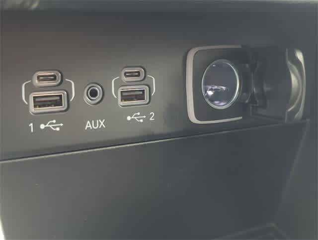 Thumbnail: 2025 Jeep Grand Cherokee - 33