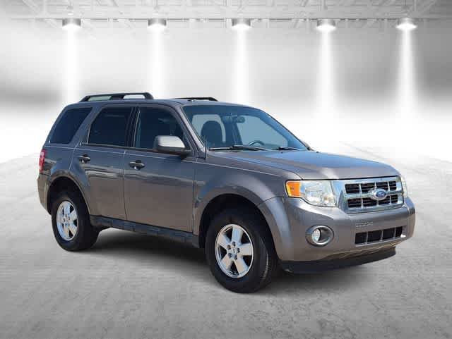 Used 2012 Ford Escape XLT with VIN 1FMCU0D74CKB03046 for sale in Garden City, MI