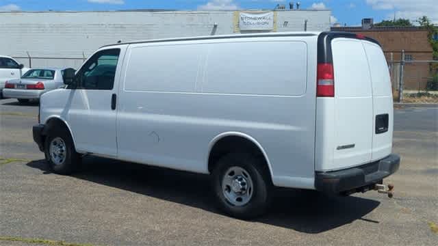Thumbnail: 2017 Chevrolet Express - 6