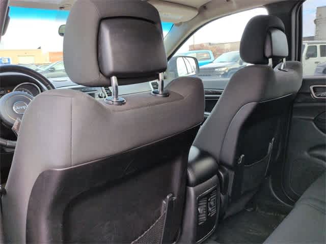 Thumbnail: 2012 Jeep Grand Cherokee - 18