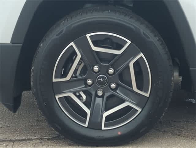 Thumbnail: 2026 Jeep Cherokee - 14