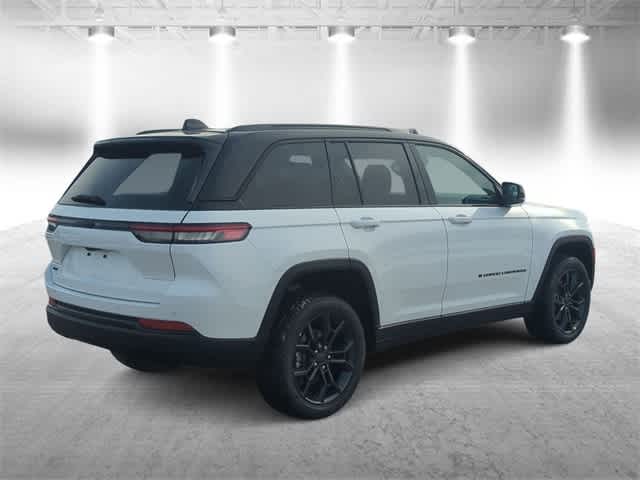 Thumbnail: 2025 Jeep Grand Cherokee - 8
