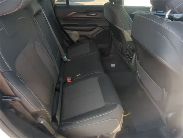 Thumbnail: 2025 Jeep Grand Cherokee - 20