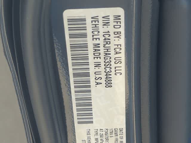 Thumbnail: 2025 Jeep Grand Cherokee - 35