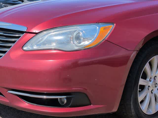 Thumbnail: 2013 Chrysler 200 - 11