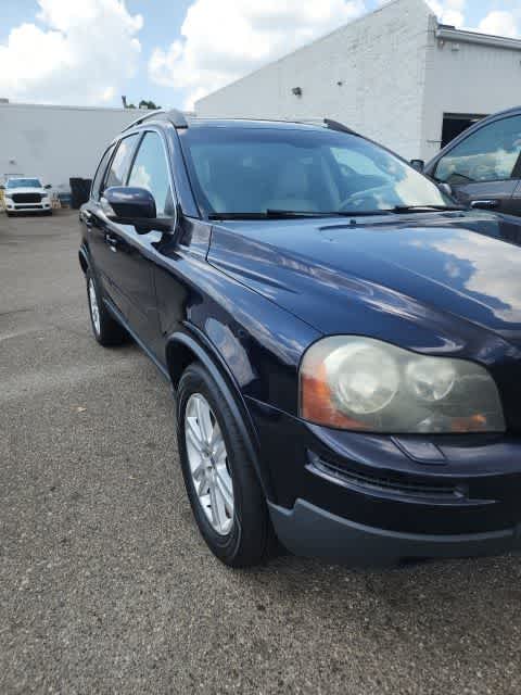 Thumbnail: 2011 Volvo XC90 - 2