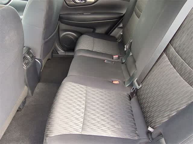 Thumbnail: 2020 Nissan Rogue - 18