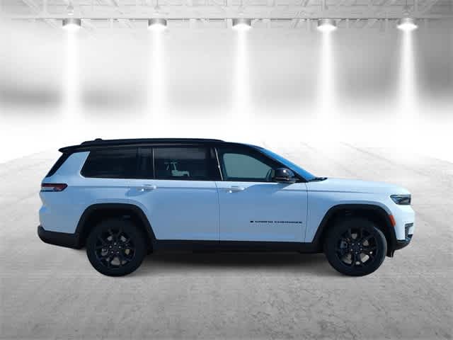 Thumbnail: 2025 Jeep Grand Cherokee L - 9