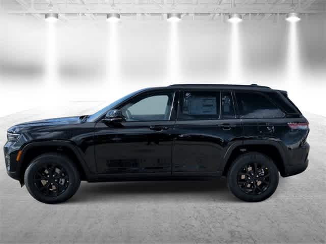 Thumbnail: 2025 Jeep Grand Cherokee - 5