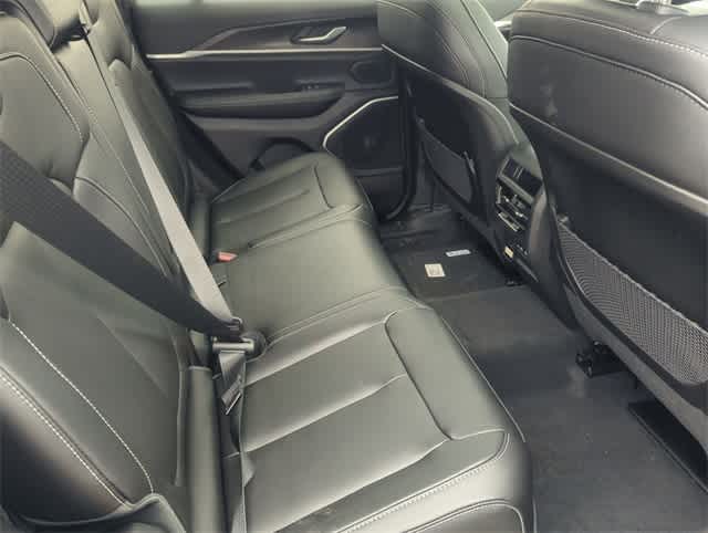 Thumbnail: 2026 Jeep Grand Cherokee - 21