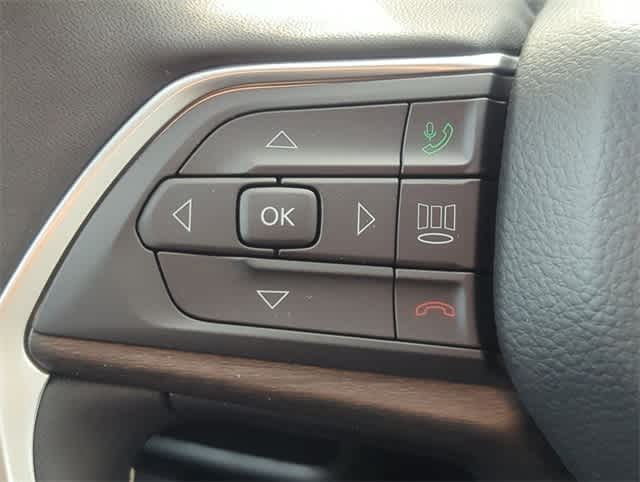 Thumbnail: 2025 Jeep Grand Cherokee - 25