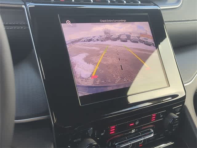 Thumbnail: 2025 Jeep Grand Cherokee L - 25