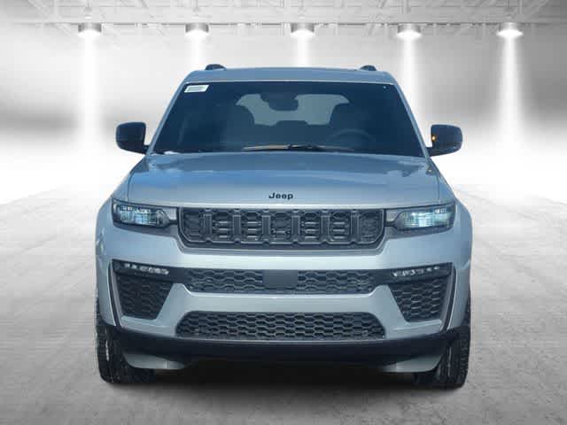 Thumbnail: 2026 Jeep Grand Cherokee - 3