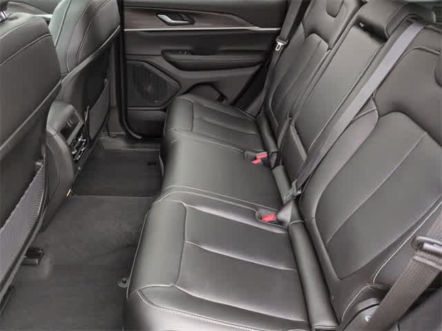 Thumbnail: 2025 Jeep Grand Cherokee - 20