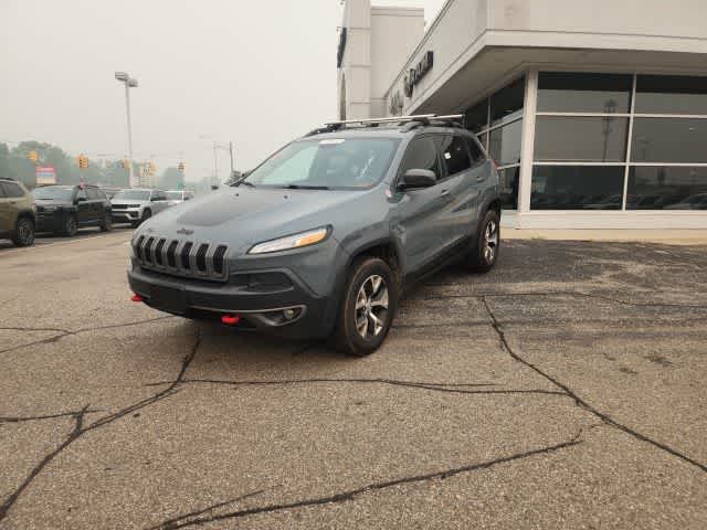 Used 2015 Jeep Cherokee Trailhawk with VIN 1C4PJMBB7FW613840 for sale in Garden City, MI