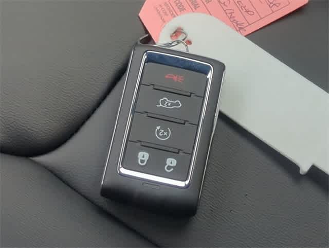 Thumbnail: 2025 Jeep Grand Cherokee - 35