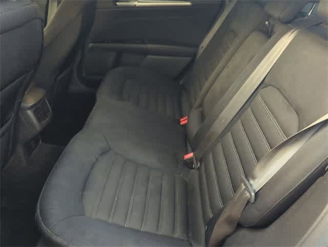 Thumbnail: 2014 Ford Fusion - 19