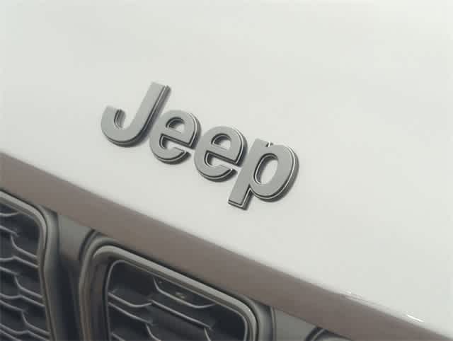 Thumbnail: 2025 Jeep Grand Cherokee - 12