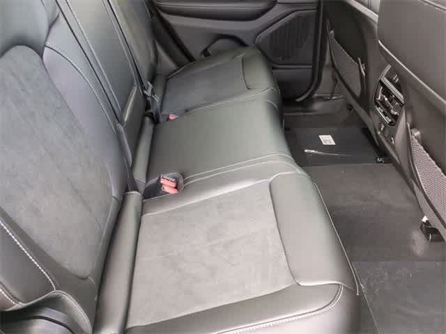 Thumbnail: 2025 Jeep Grand Cherokee - 21