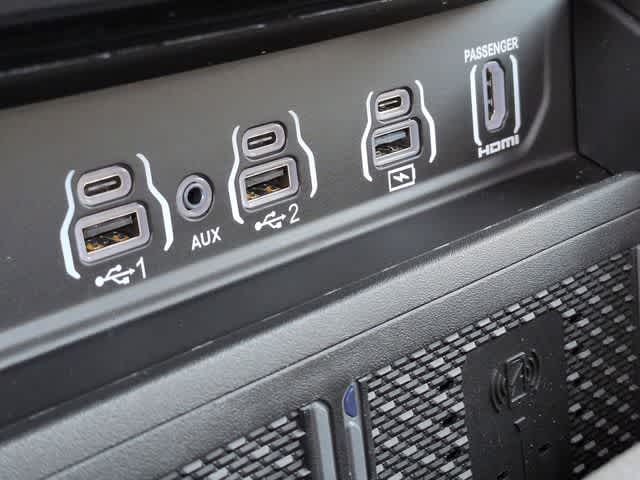 Thumbnail: 2026 RAM 1500 - 33