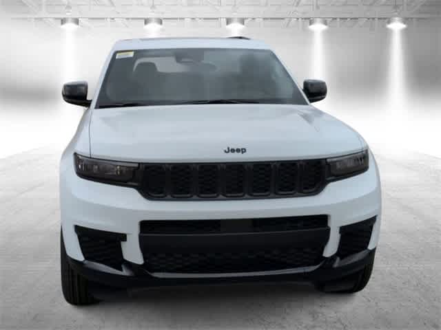 Thumbnail: 2025 Jeep Grand Cherokee L - 3