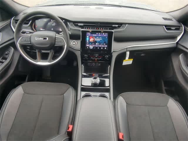 Thumbnail: 2025 Jeep Grand Cherokee - 15