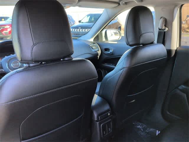 Thumbnail: 2018 Jeep Compass - 18