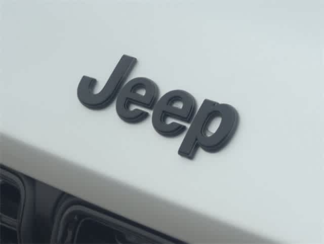 Thumbnail: 2025 Jeep Grand Cherokee - 12