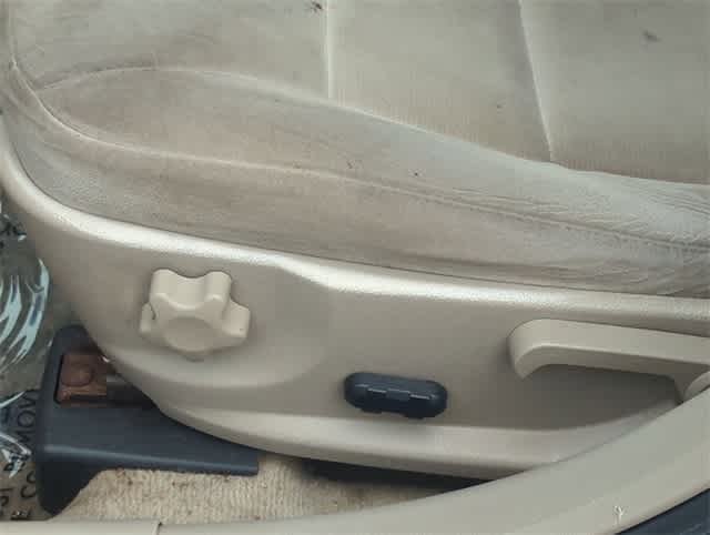 Thumbnail: 2009 Ford Fusion - 17