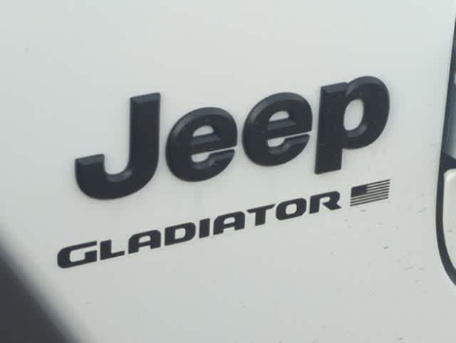 Thumbnail: 2026 Jeep Gladiator - 12