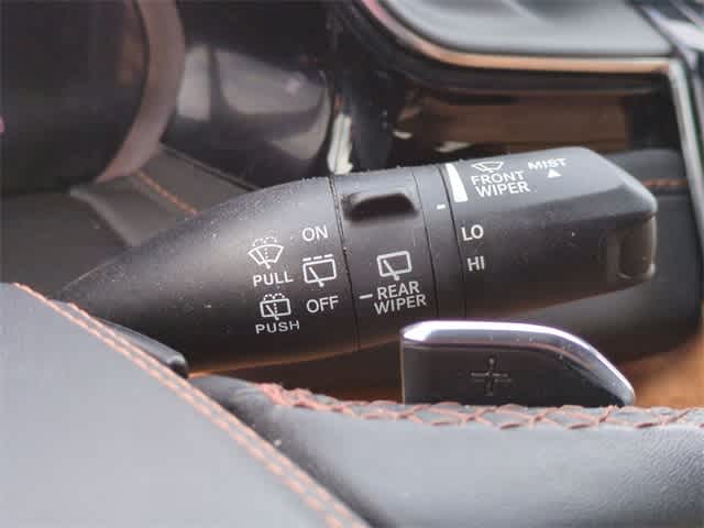 2022 Jeep Grand Cherokee L Summit 28