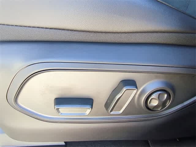 Thumbnail: 2025 Jeep Grand Cherokee - 17