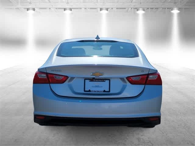 Thumbnail: 2016 Chevrolet Malibu - 7