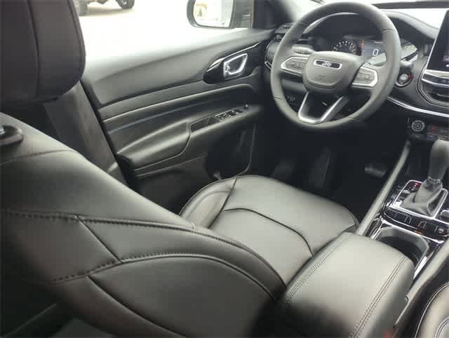 Thumbnail: 2026 Jeep Compass - 9