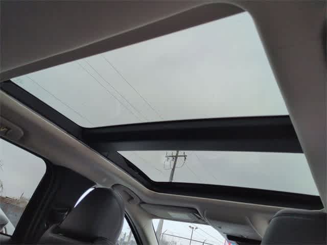 Thumbnail: 2025 Mazda CX-50 - 23