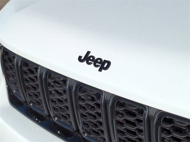 Thumbnail: 2025 Jeep Grand Cherokee - 11