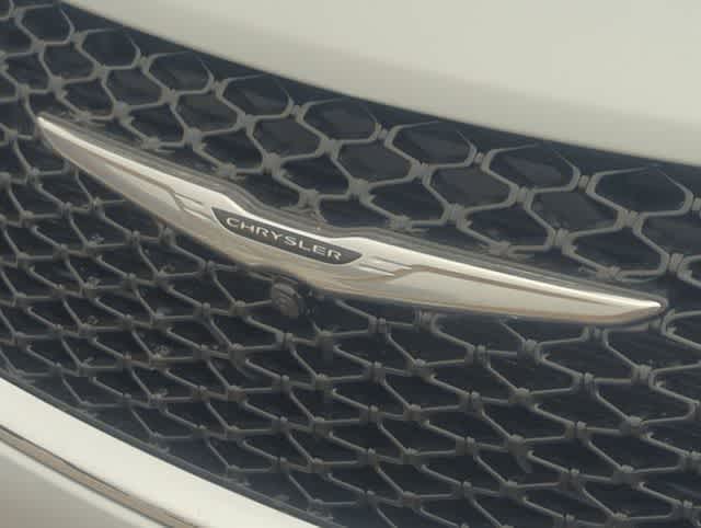 Thumbnail: 2026 Chrysler Pacifica - 12
