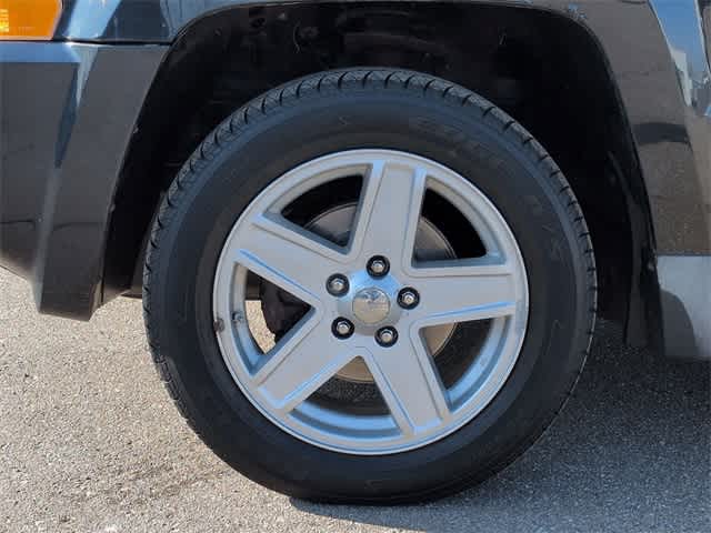 Thumbnail: 2010 Jeep Patriot - 14