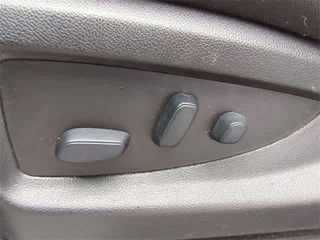 Thumbnail: 2018 Chevrolet Silverado 1500 - 18