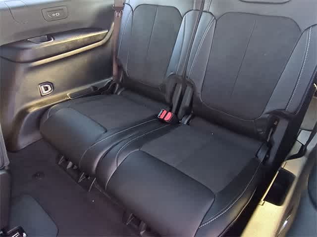 Thumbnail: 2025 Jeep Grand Cherokee L - 21