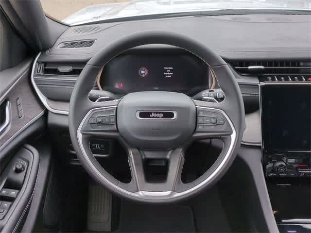 Thumbnail: 2025 Jeep Grand Cherokee - 25