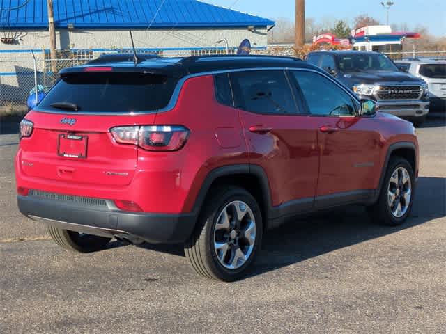 Thumbnail: 2018 Jeep Compass - 14