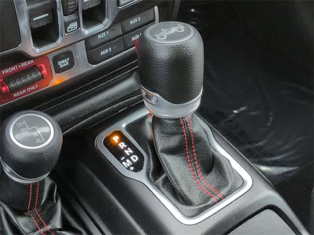 Thumbnail: 2018 Jeep Wrangler - 32