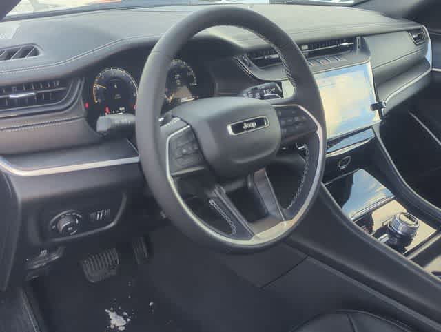 Thumbnail: 2026 Jeep Grand Cherokee - 10