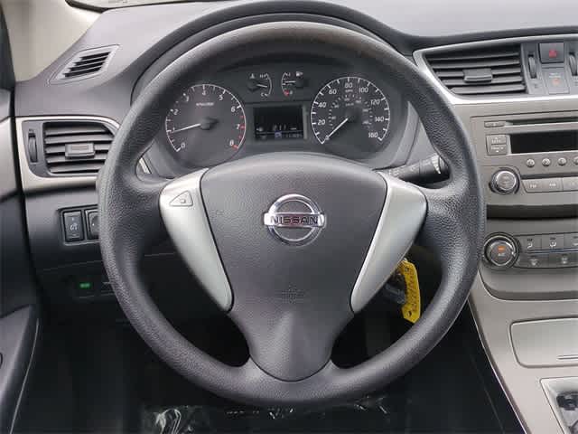 Thumbnail: 2013 Nissan Sentra - 21