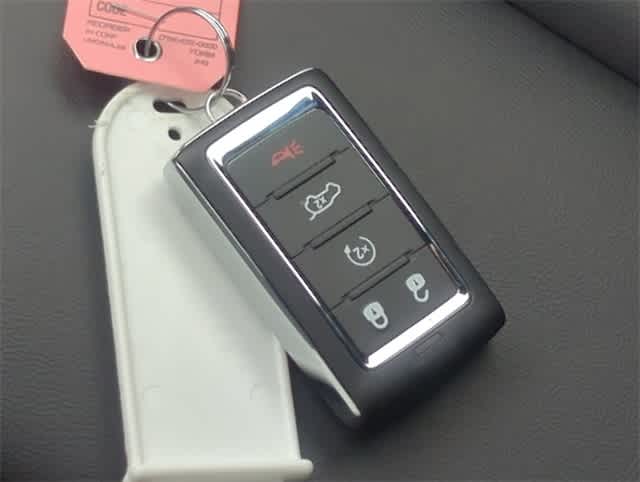 Thumbnail: 2025 Jeep Grand Cherokee - 37