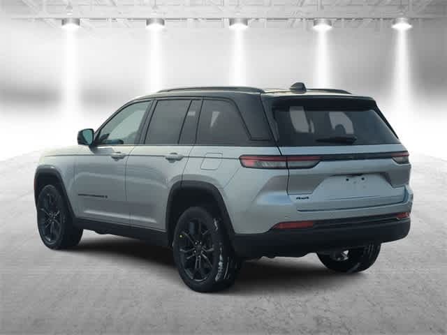 Thumbnail: 2025 Jeep Grand Cherokee - 6